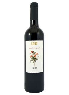 
SUGERENCIAS DE CONSUMO

Su aroma ahumado es ideal para uso en crudo de todo tipo de carnes y pescados, aliños de ensaladas y elaboración de salsas. Laus Merlot - Syrah